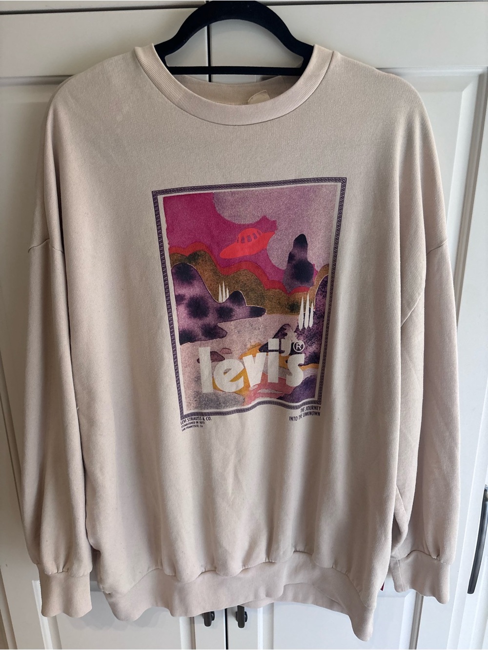Levi’s Journey Into The Unknown Graphic Crewneck Sweatshirt XS Beige Oversized